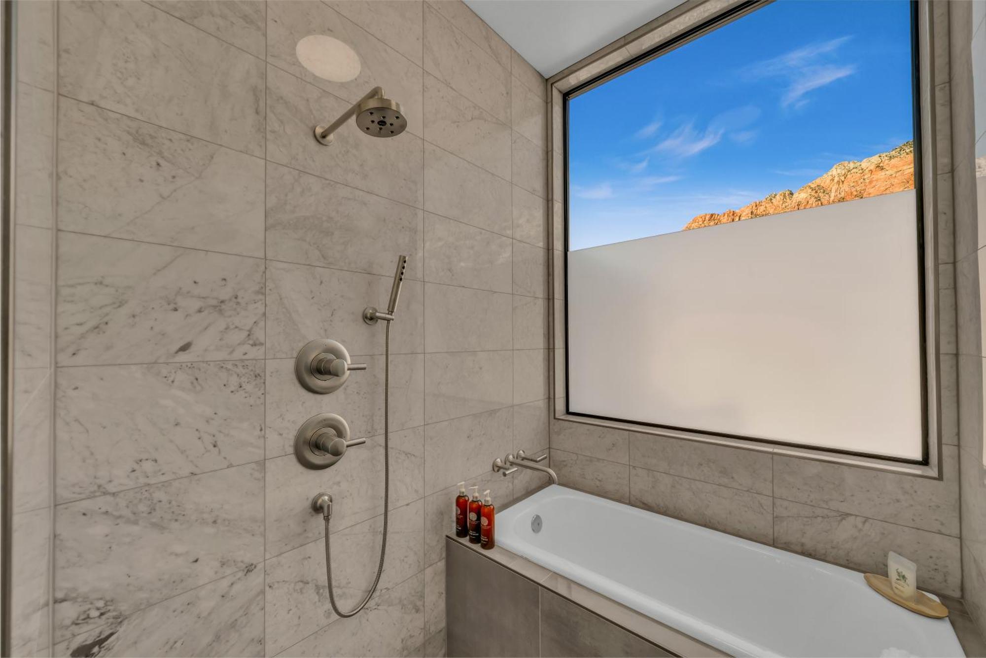 King Suite with Pool View